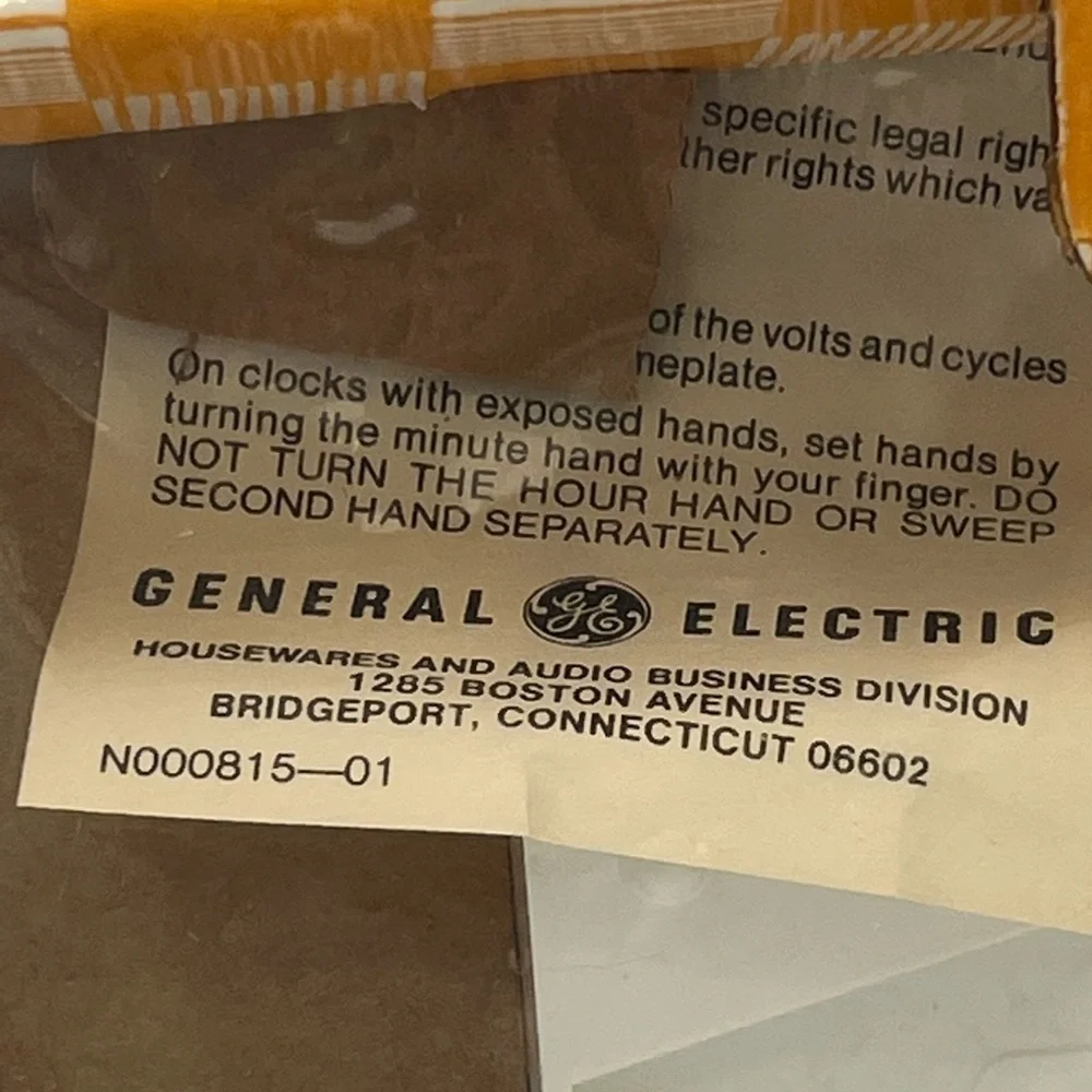 GE Vintage 1960's Model 2199,‎ White Wall Clock Plastic in original packaging